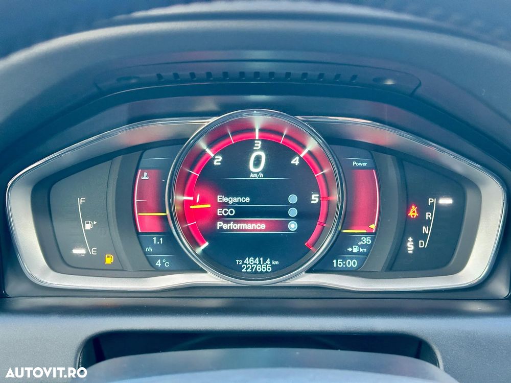 Volvo XC 60 D4 Geartronic Ocean Race - 36