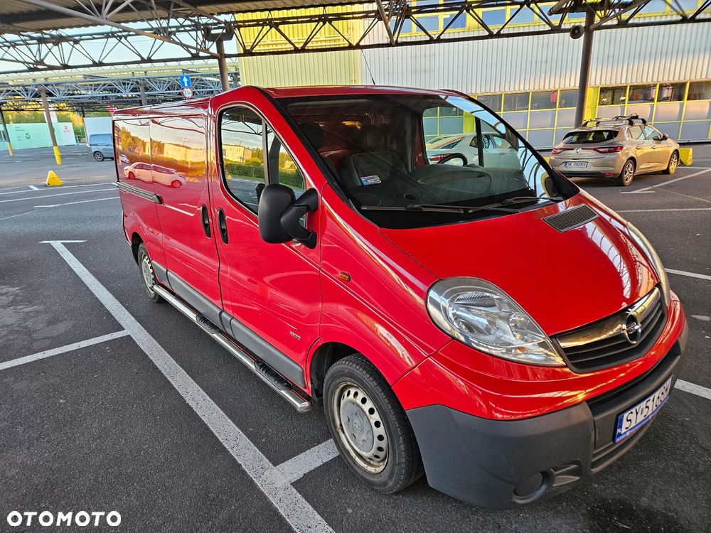Opel Vivaro - 2