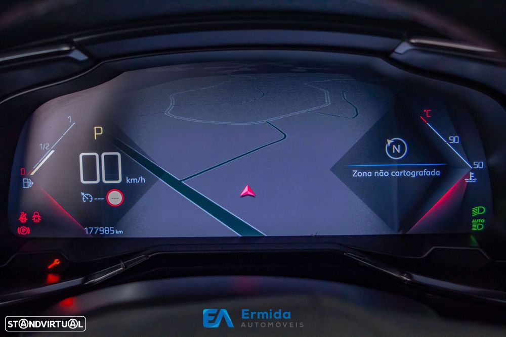 DS DS7 Crossback - 31