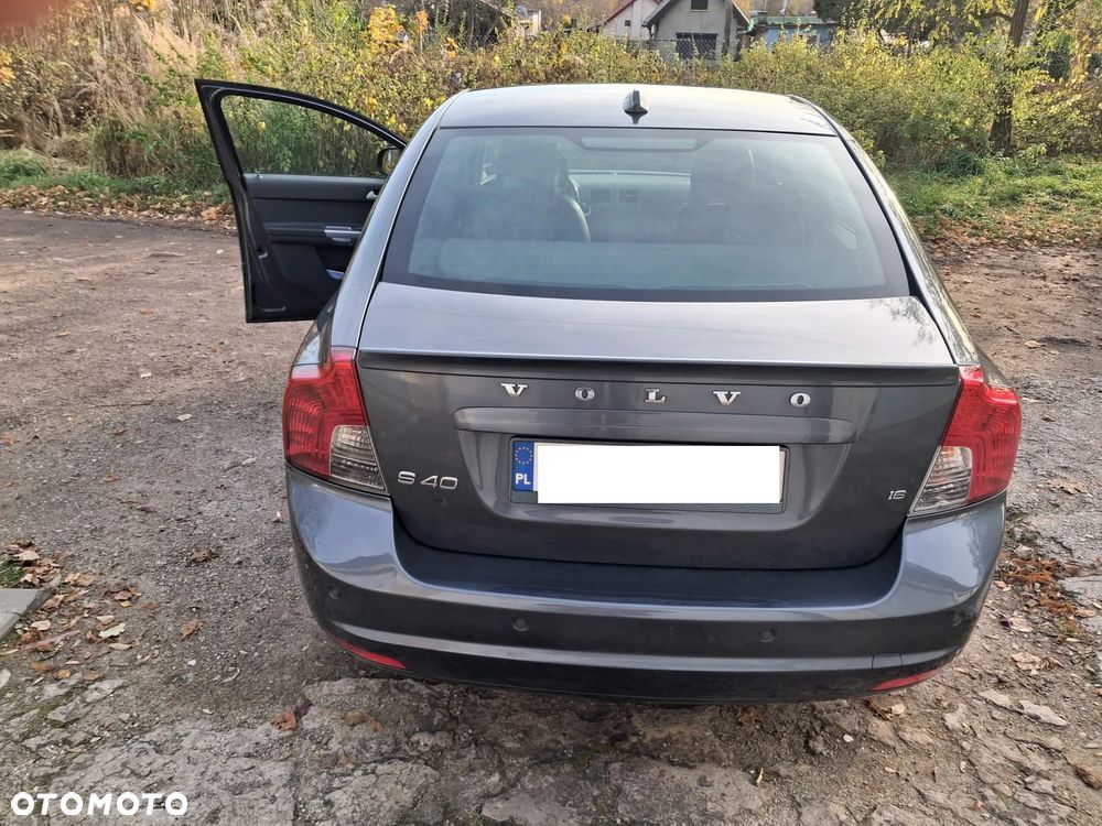 Volvo S40 1.6 Summum - 3