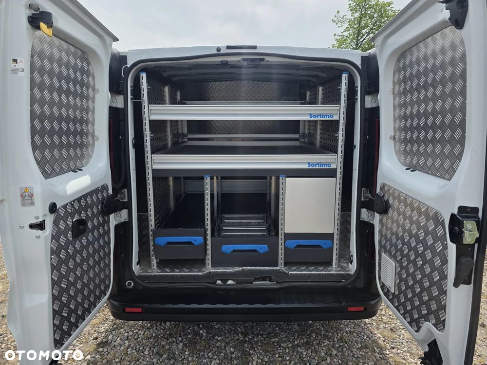 Renault Trafic - 9