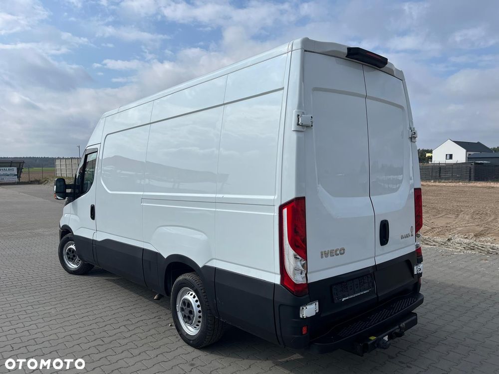 Iveco VAN - 3
