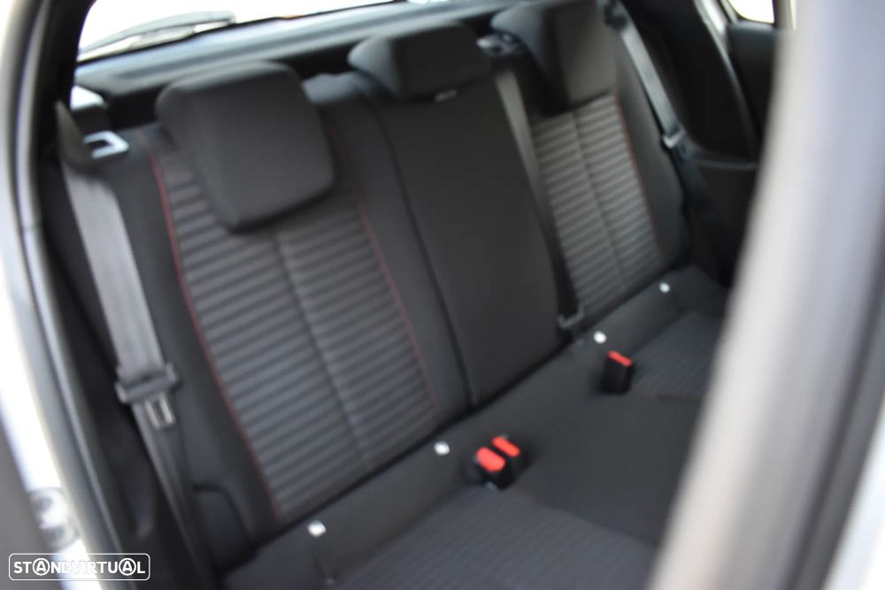 Peugeot 208 1.2 PureTech Active - 13