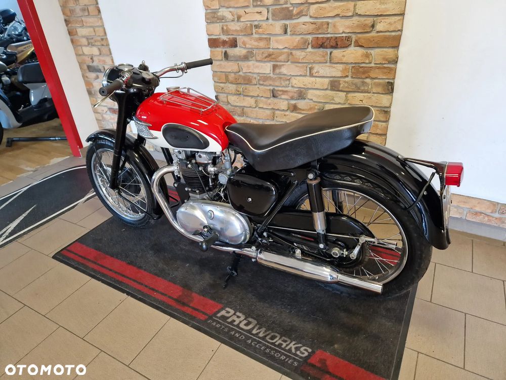 Triumph Speed Twin - 9