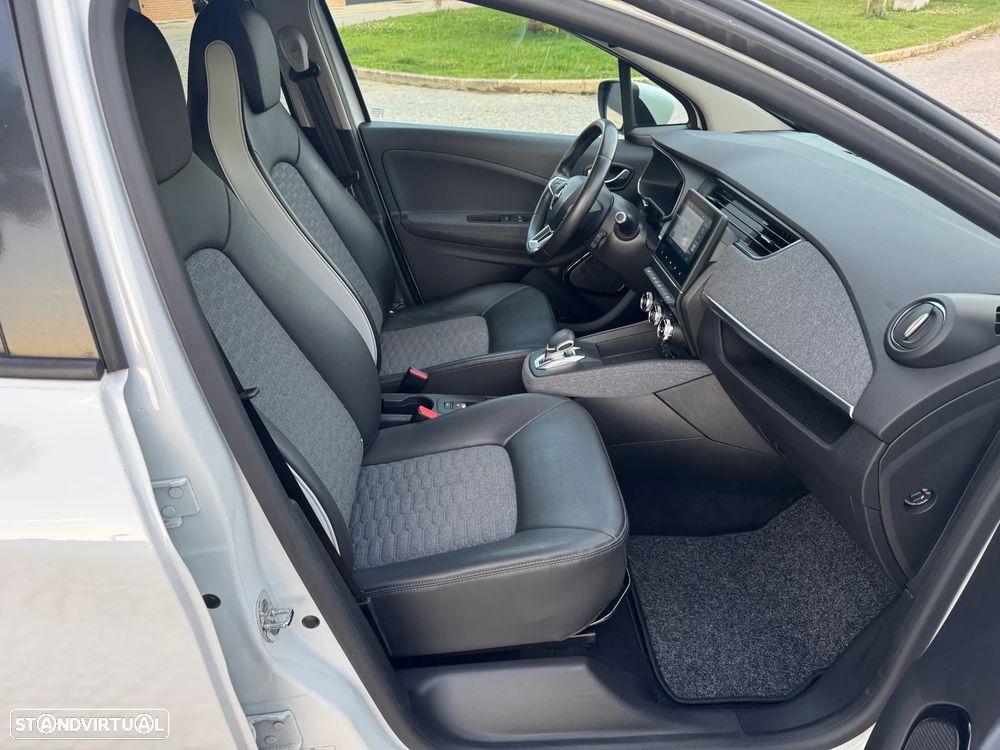 Renault Zoe (c/ Bateria) EV50 135hp Iconic - 3