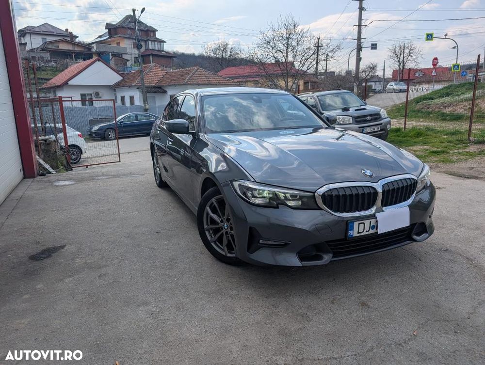 BMW Seria 3 320i Aut. - 1