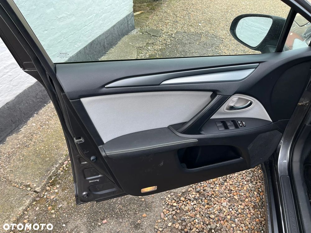 Toyota Avensis 1.8 Executive - 9