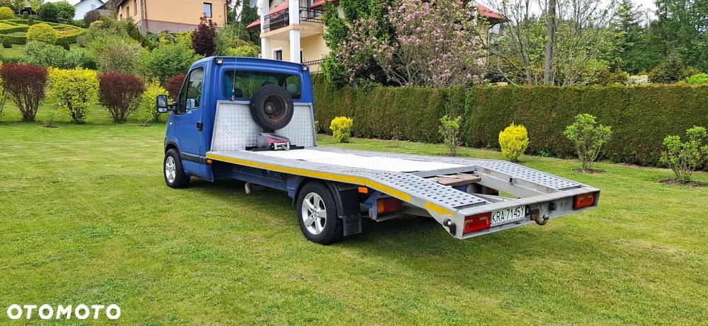 Nissan Interstar - 4