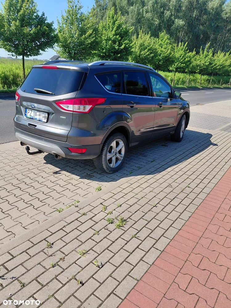 Ford Kuga 1.5 EcoBoost FWD Titanium ASS - 4