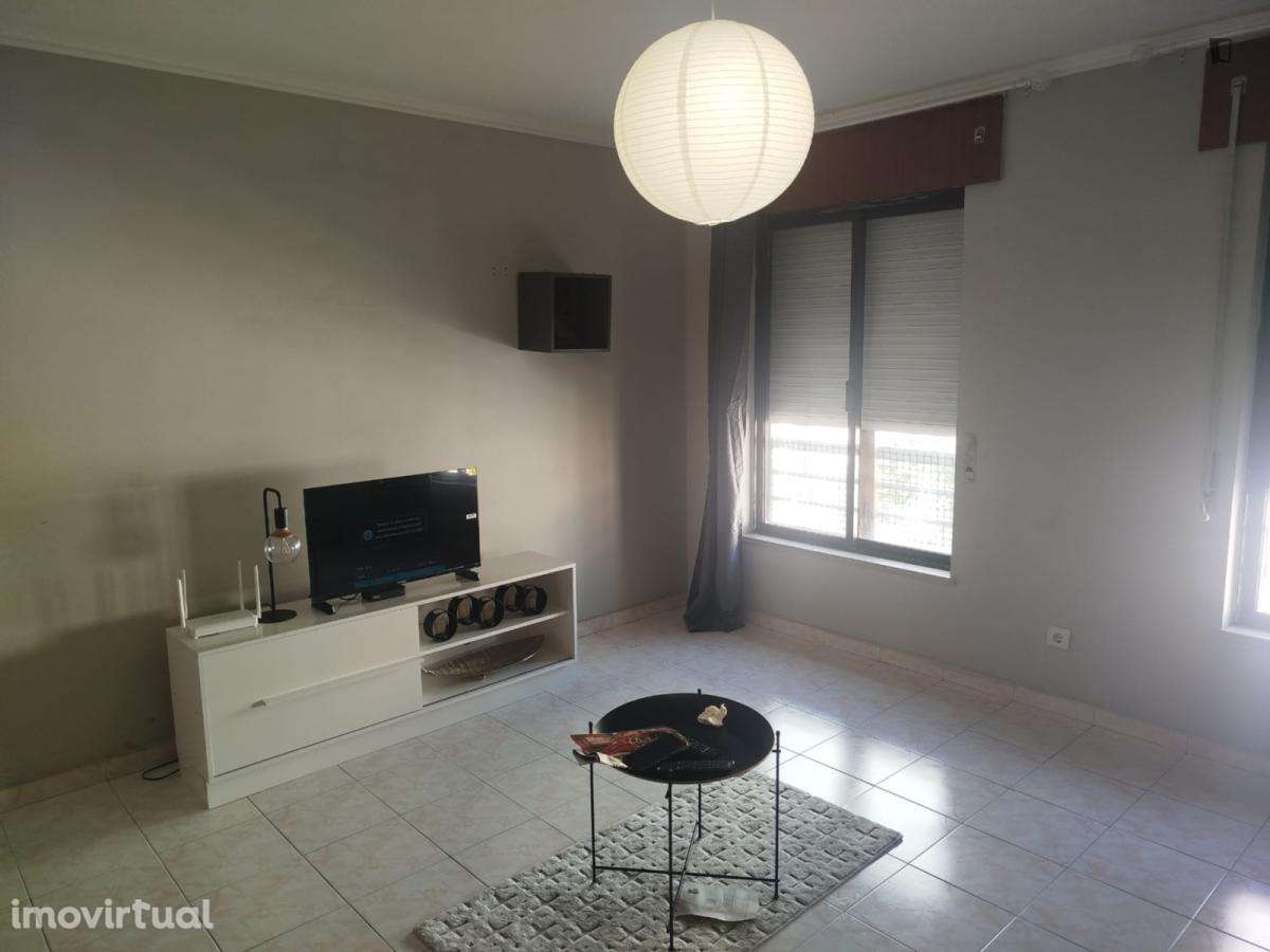 Quarto - localizado em Setubal - Grande imagem: 4/11