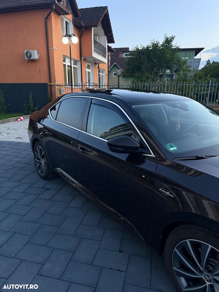 Skoda Superb 2.0 TDI 4X4 DSG L&K - 6