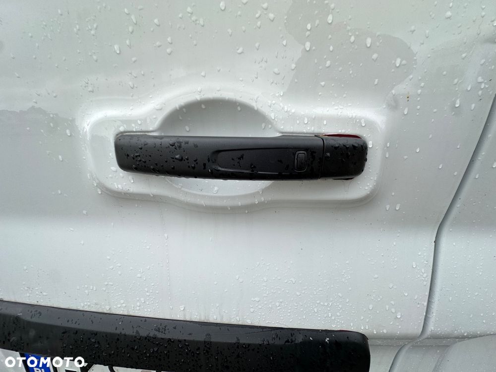Renault TRAFIC - 4
