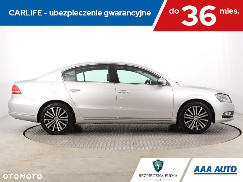 Volkswagen Passat - 7
