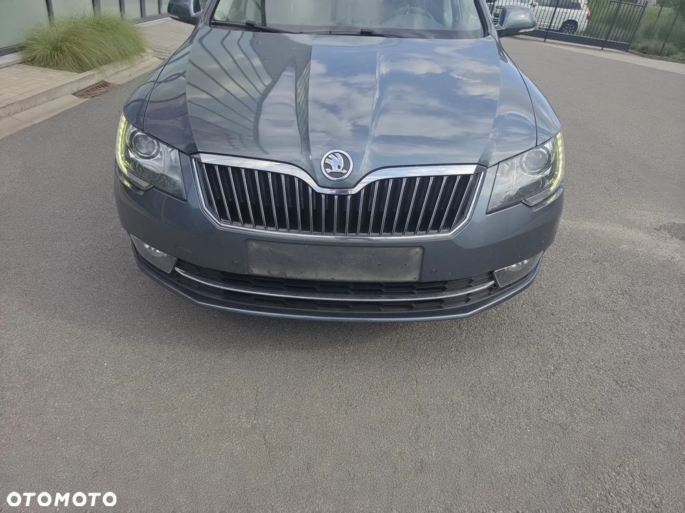 Skoda Superb 2.0 TDI 4x4 Exclusive - 21