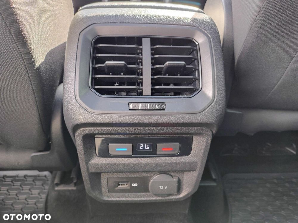 Volkswagen Tiguan - 27