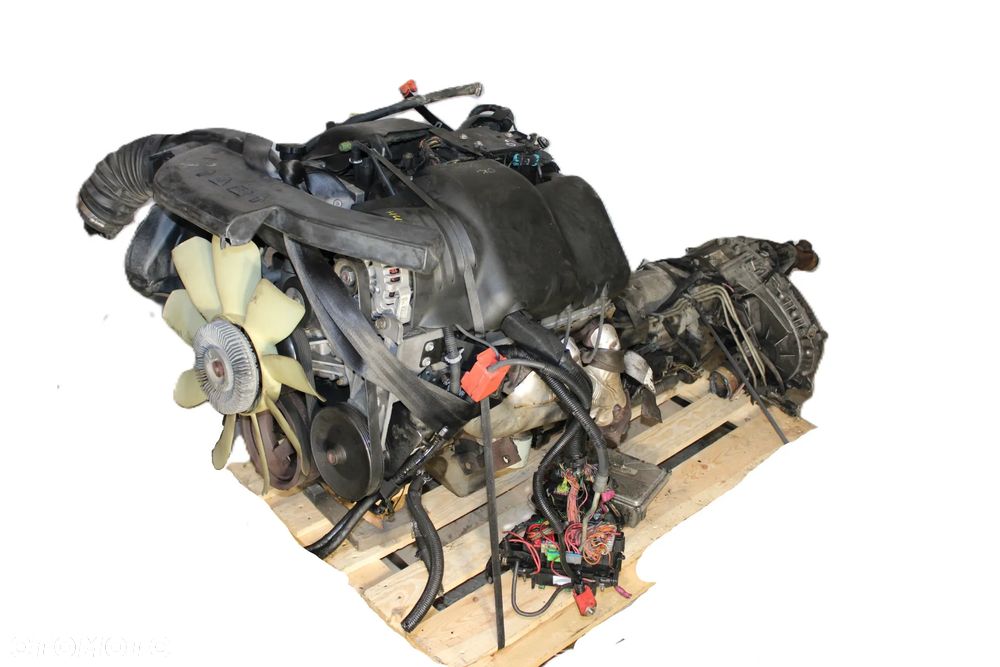 SILNIK 6.0L V8 LQ4  + SKRZYNIA AUTOMAT 4L80-E/CHEVROLET SILVERADO 2500 2005 - 1