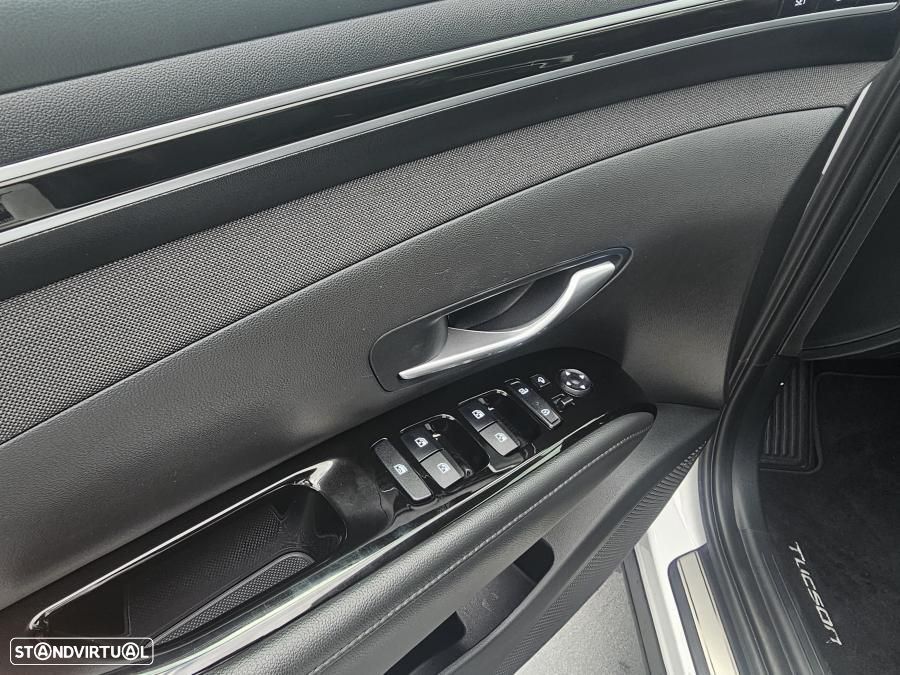 Hyundai Tucson 1.6 T-GDI PHEV Premium - 24