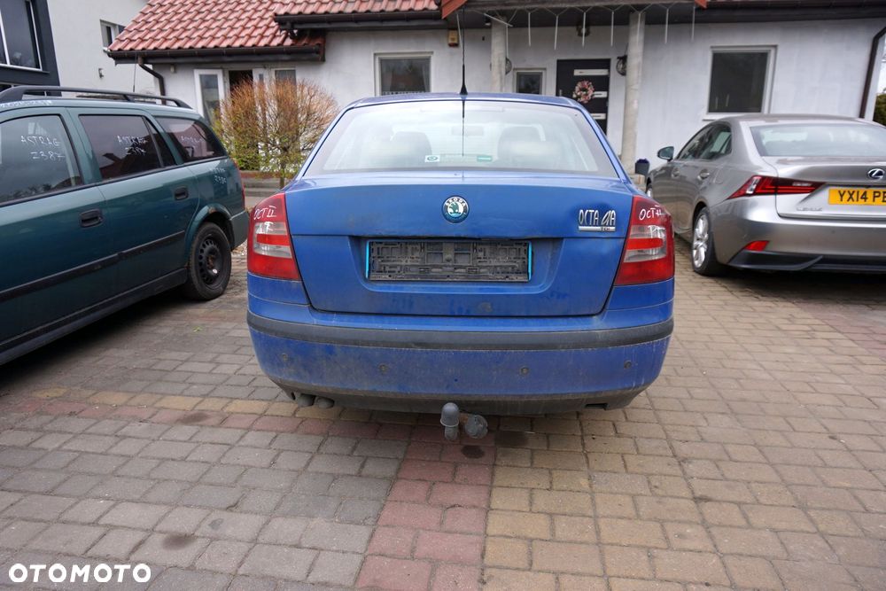 SKODA OCTAVIA II 1Z3 LB LIFTBACK 2004 4590 2.0 TDI BKD 140KM HDV NIEBIESKI na części - 4