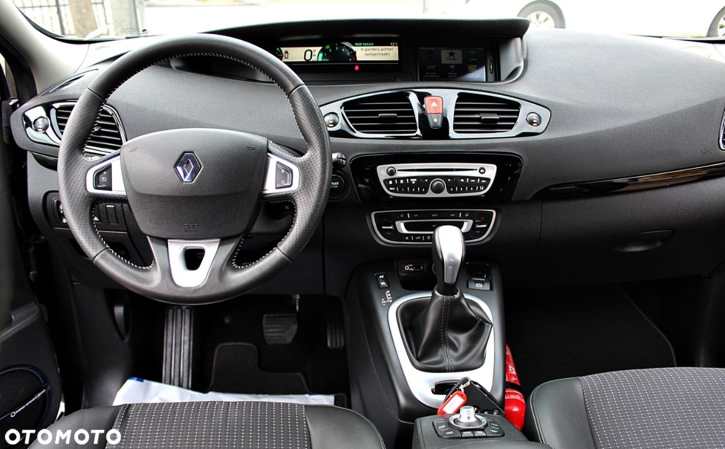 Renault Scenic - 24