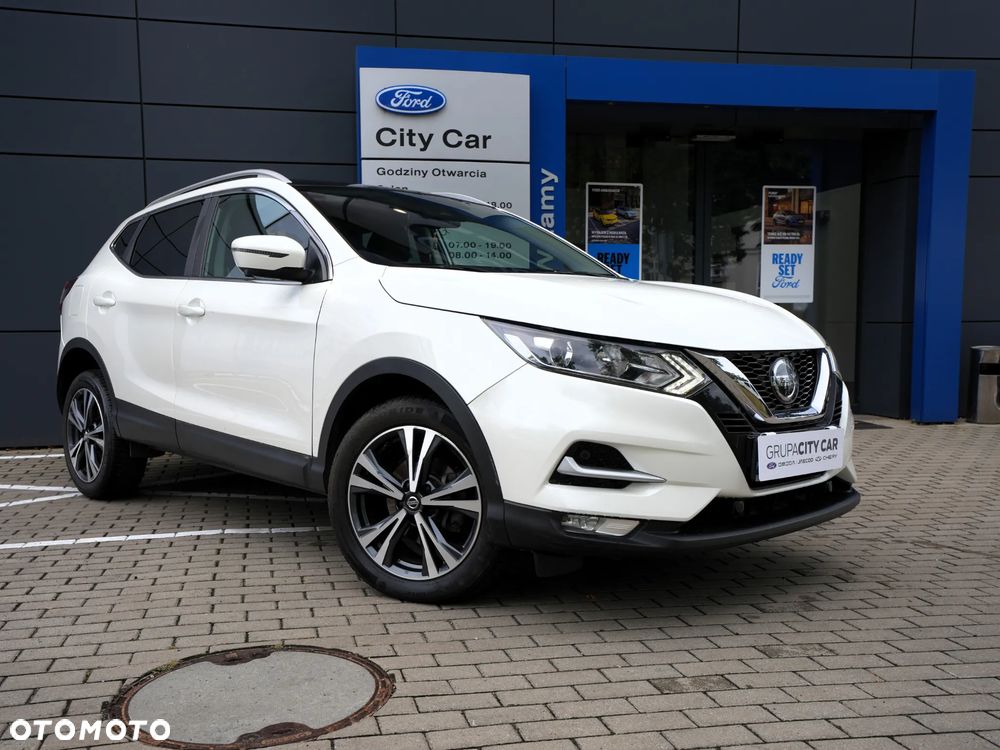 Nissan Qashqai 1.3 DIG-T Tekna - 2