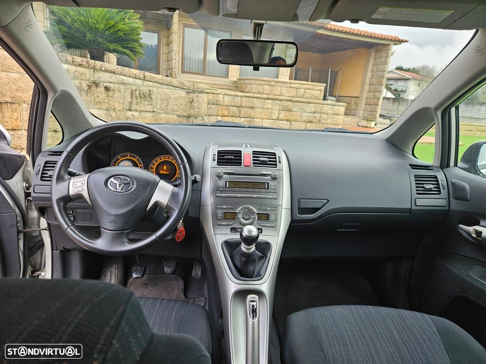 Toyota Auris 1.4 D-4D ACtive - 20