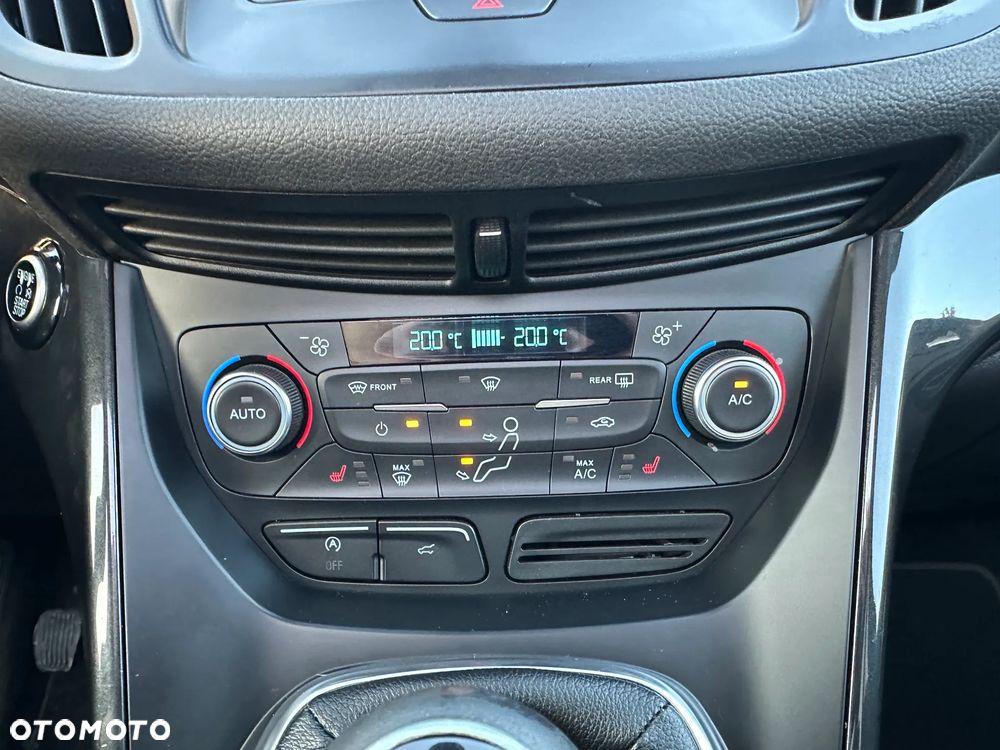 Ford Kuga 2.0 TDCi 4WD Titanium Plus - 28