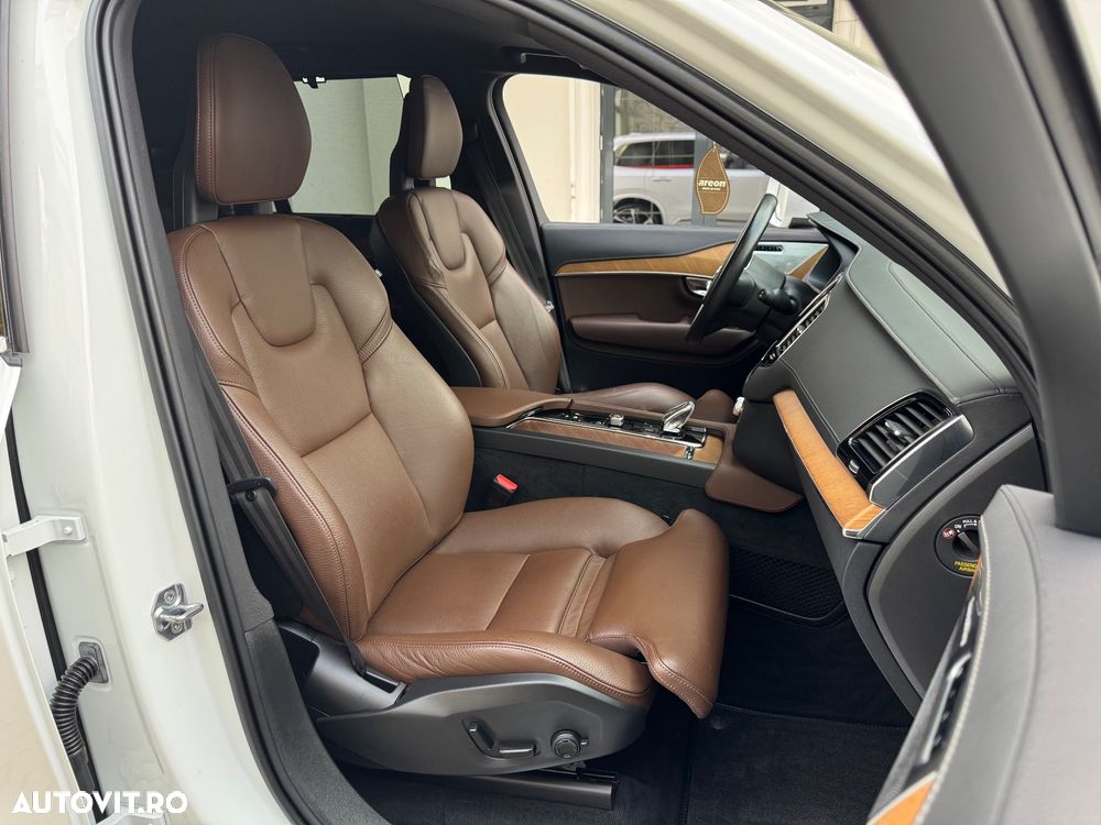 Volvo XC 90 T8 AWD Recharge Geartronic Inscription - 32