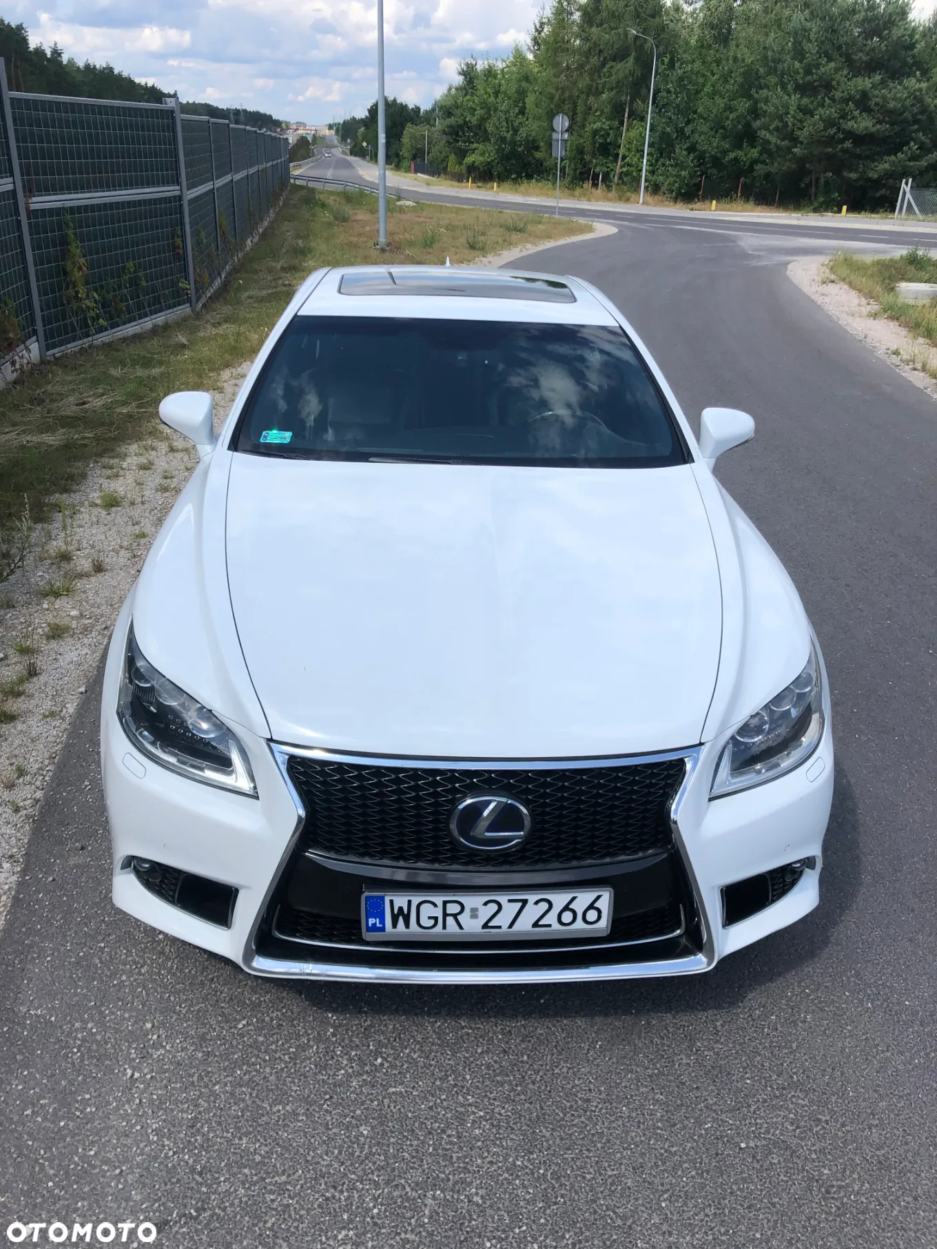 Lexus LS - 9