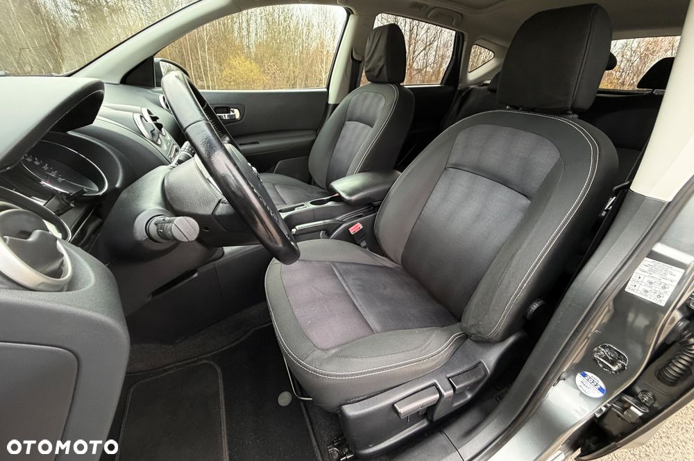 Nissan Qashqai 2.0 CVT 360 - 17