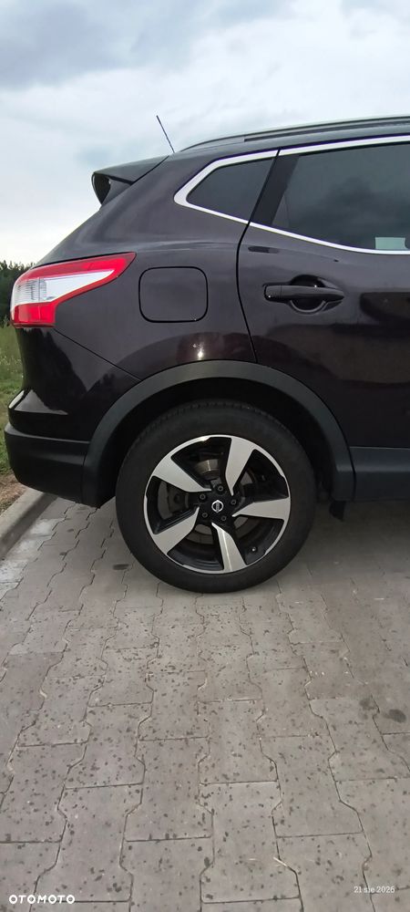 Nissan Qashqai 1.2 DIG-T N-Connecta EU6 - 27