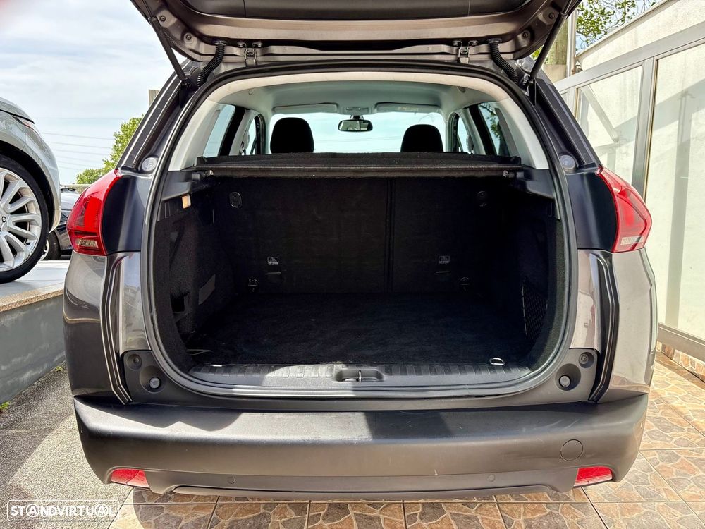 Peugeot 2008 1.2 PureTech Style - 5