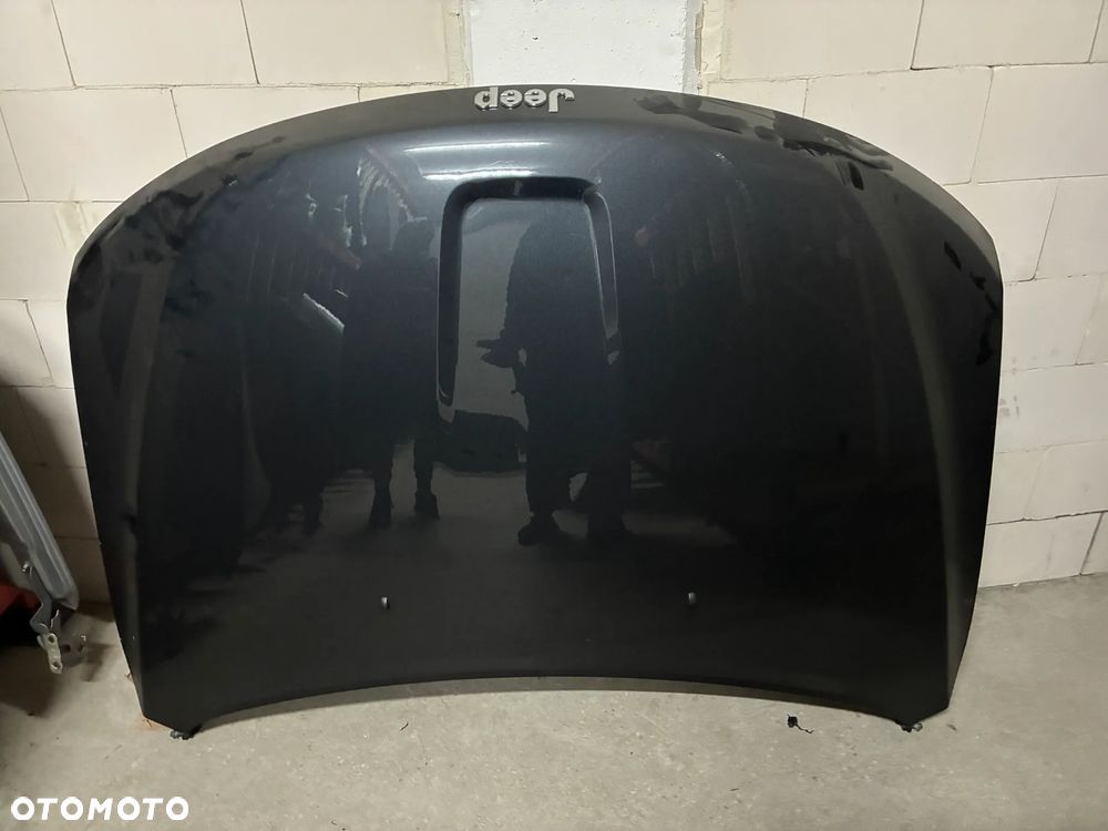 JEEP Grand Cherokee WK2 Maska Pokrywa Silnika - 1