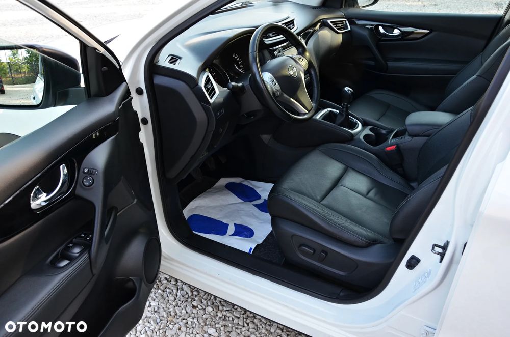 Nissan Qashqai 1.6 DCi 4x4 Tekna - 7