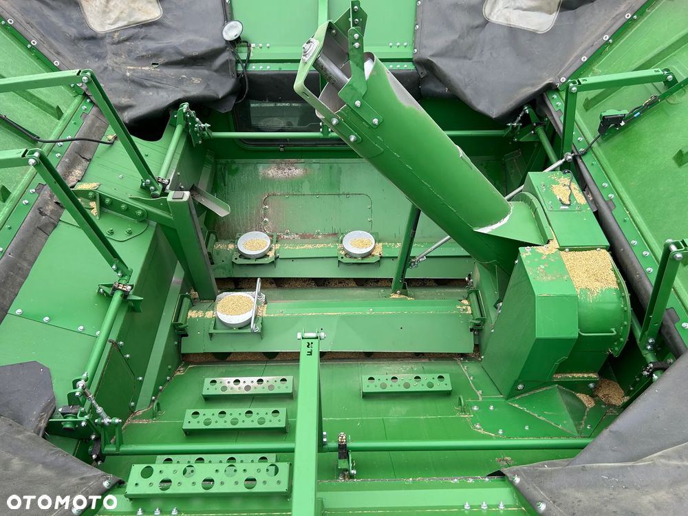 John Deere S790 - 3