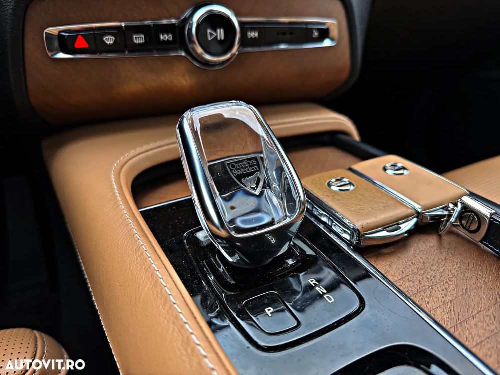 Volvo XC 90 T8 AWD Twin Engine Geartronic Inscription - 23