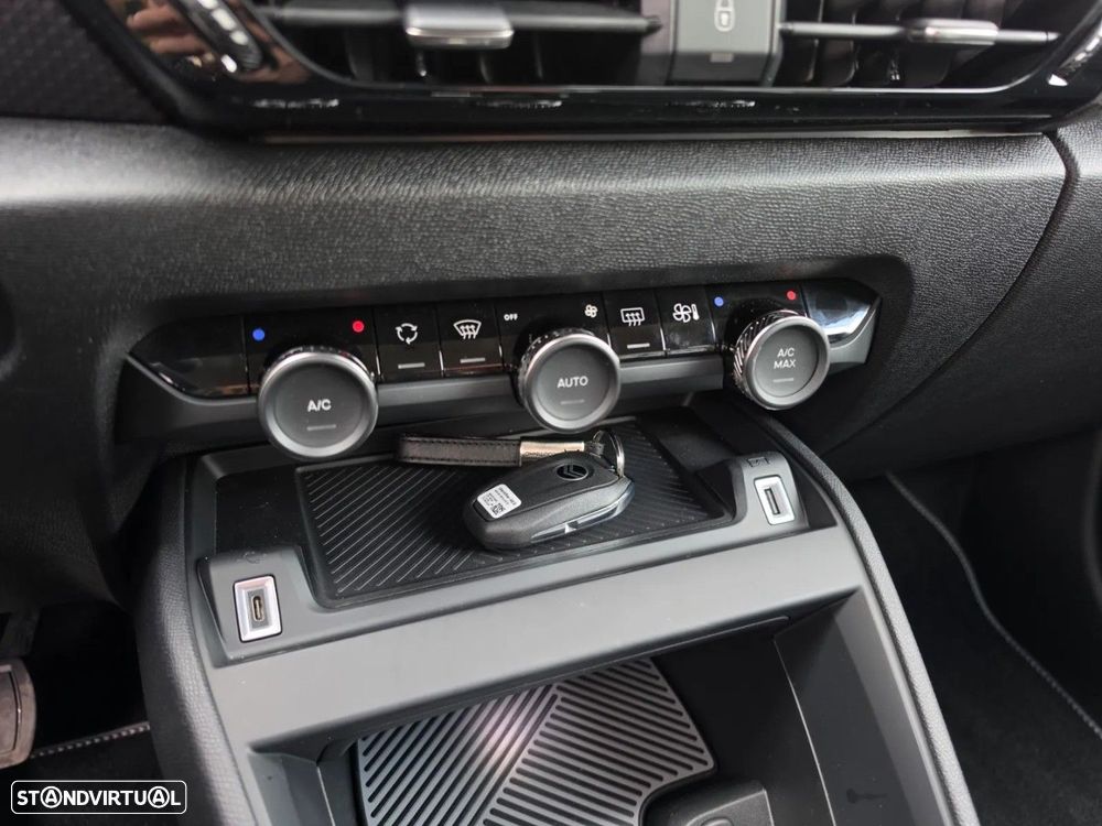 Citroën C4 1.2 PureTech Shine Pack EAT8 - 16