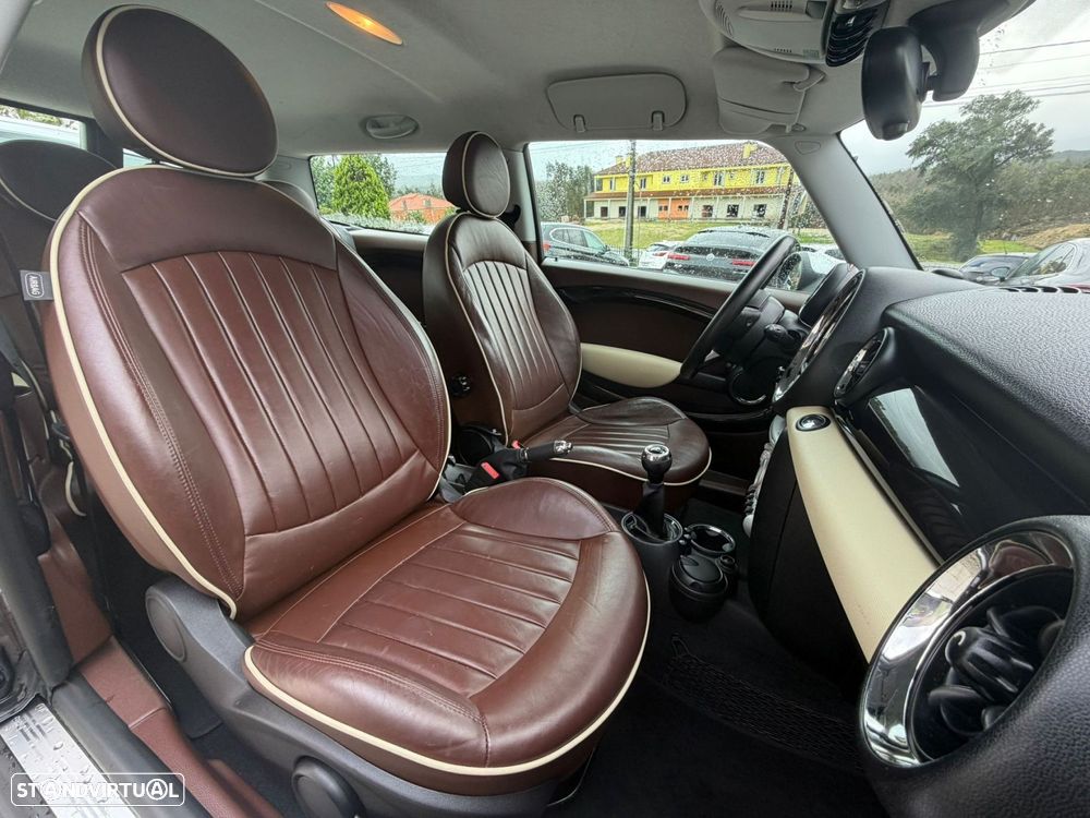 MINI Clubman Cooper D - 9