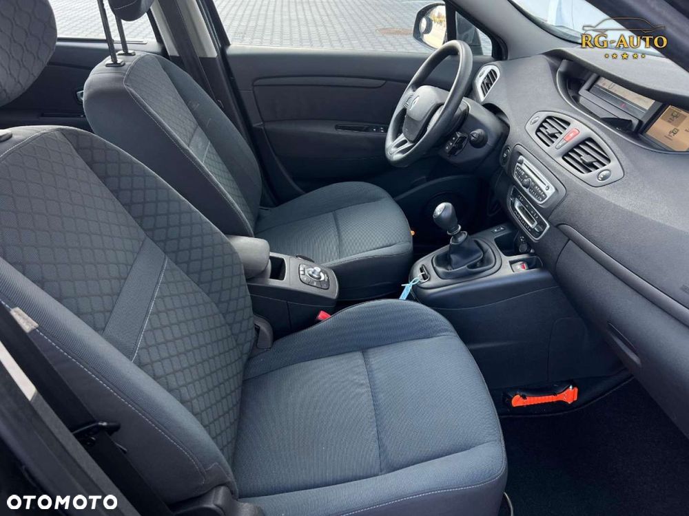 Renault Scenic - 25