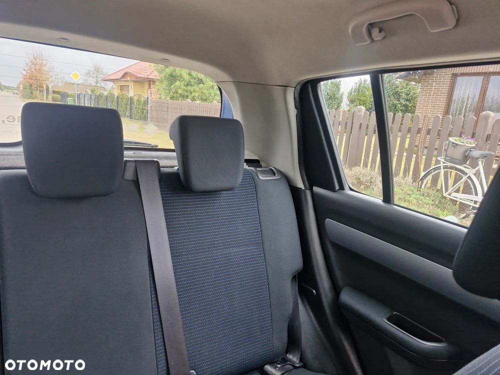 Suzuki Swift 1.3 Sakura - 24