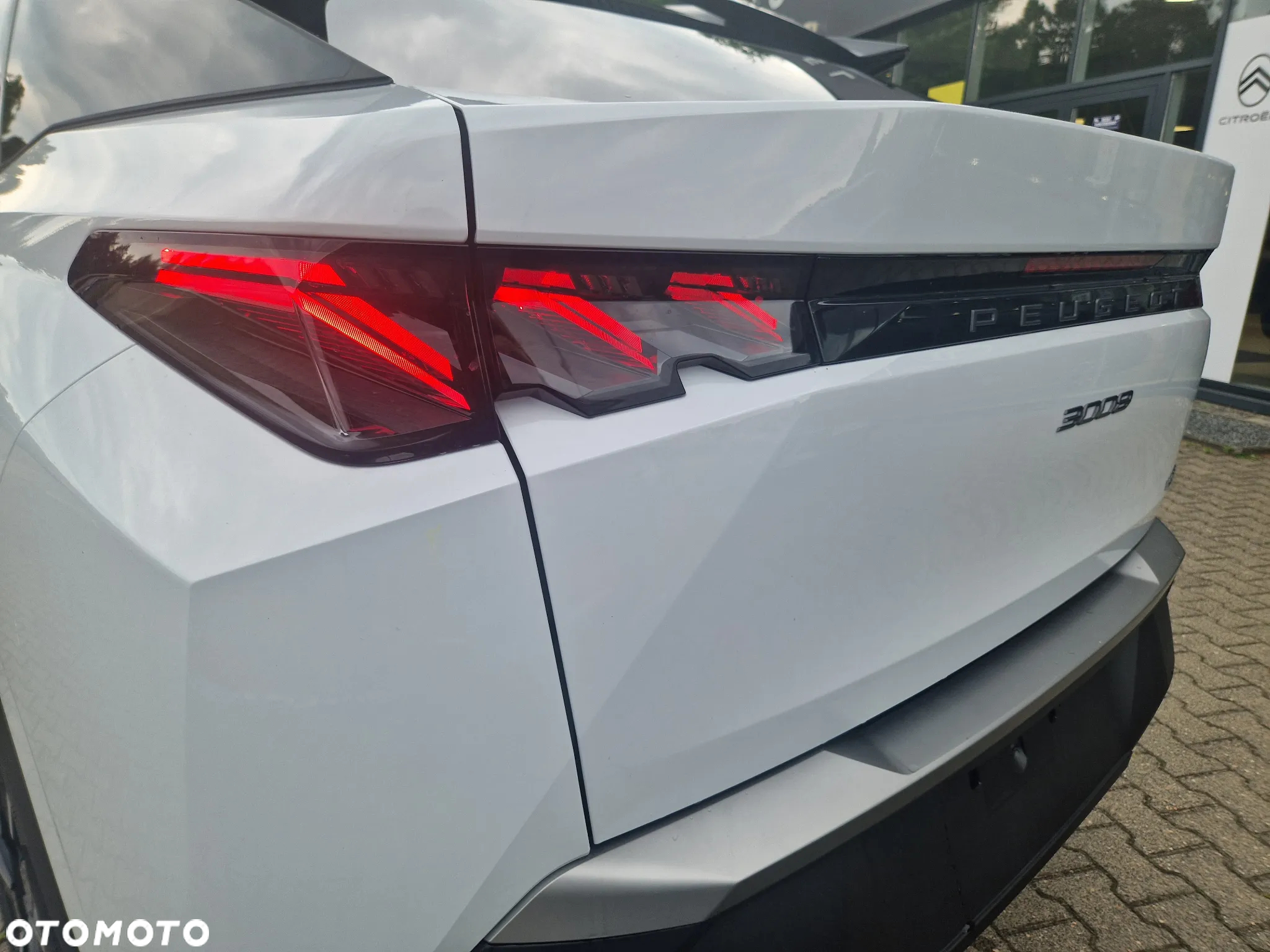 Peugeot 3008 1.2 PureTech mHEV GT e-DCS6 - 7