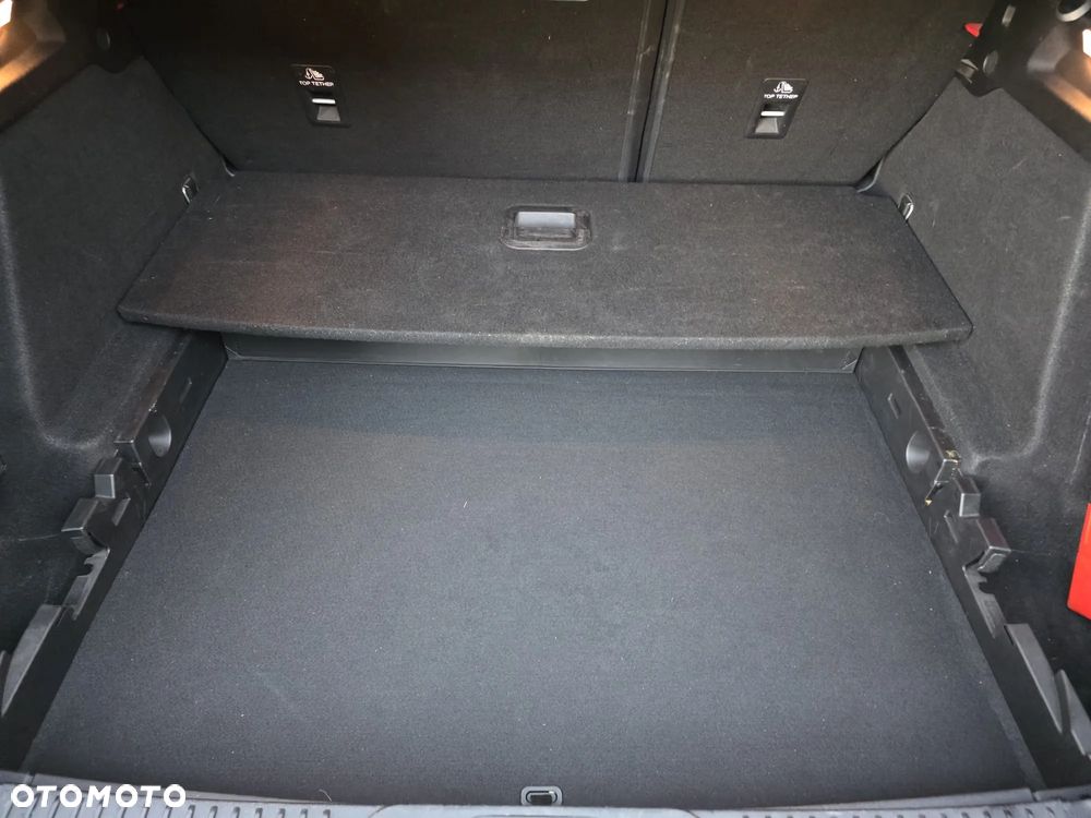 Ford Focus Turnier 1.5 EcoBlue Start-Stopp-System TITANIUM - 18