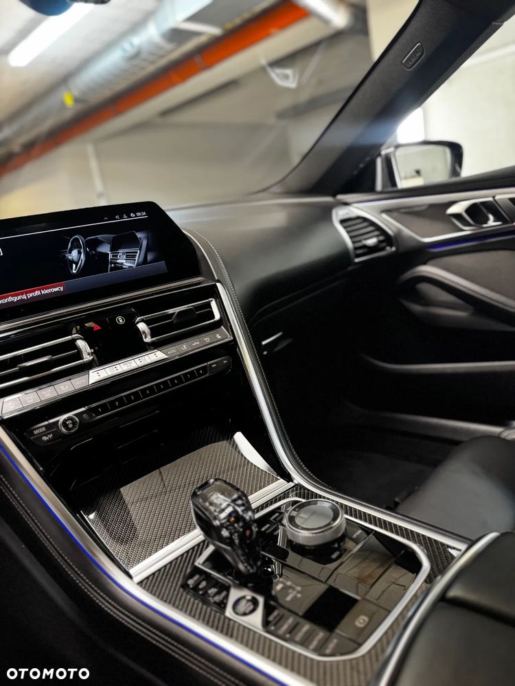 BMW Seria 8 M850i xDrive - 12