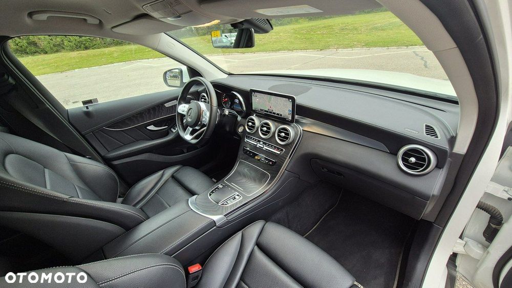 Mercedes-Benz GLC 200 d 4-Matic Business Edition - 25