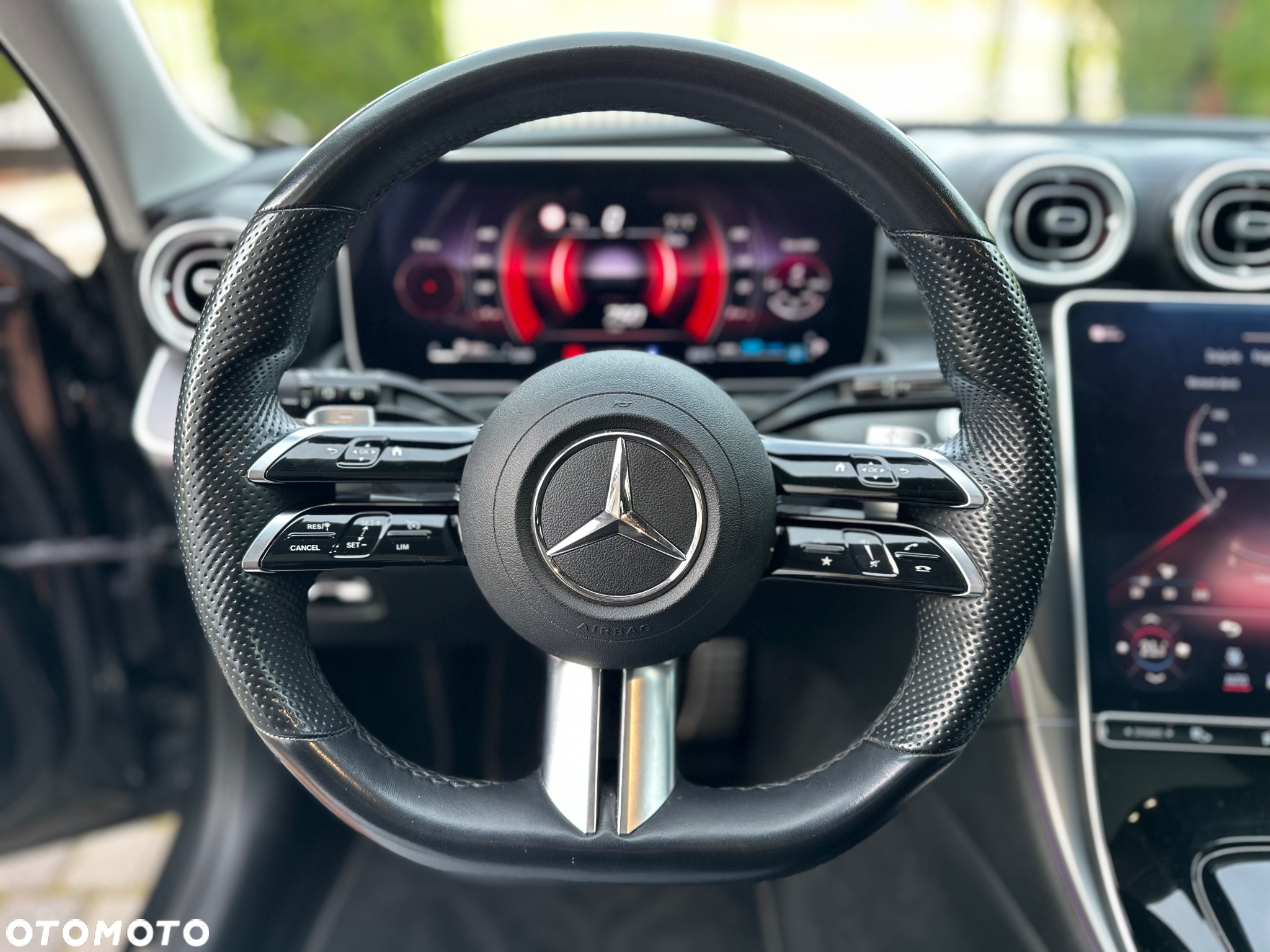 Mercedes-Benz Klasa C 220 d 9G-TRONIC - 24