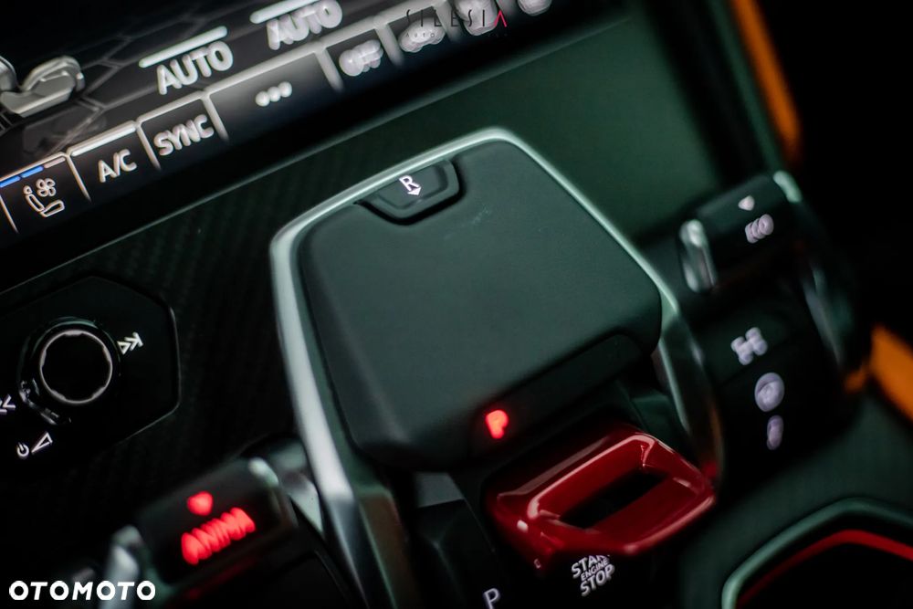 Lamborghini Urus Standard - 29