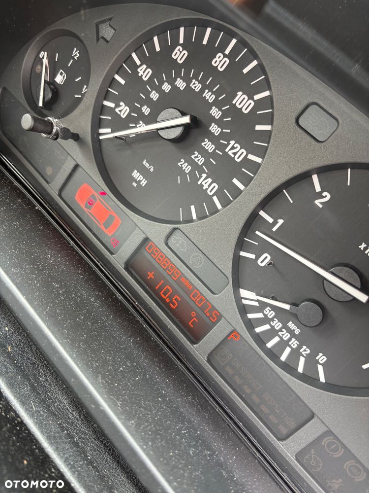 BMW Seria 5 - 21