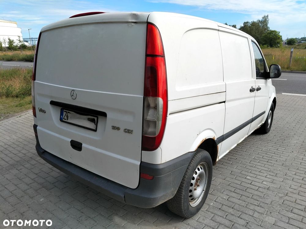 Mercedes-Benz Vito - 2