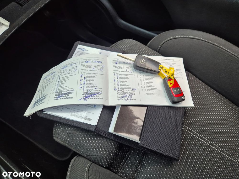 Opel Zafira 2.0 D (CDTI ecoFLEX) Start/Stop Innovation - 38