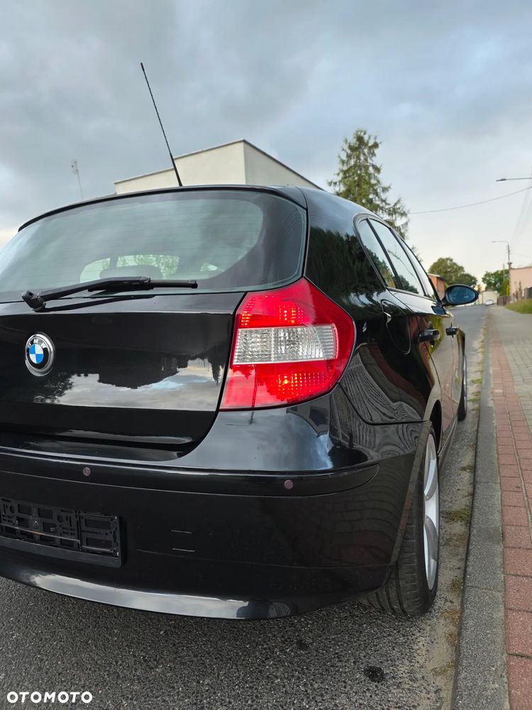 BMW Seria 1 120d DPF - 4