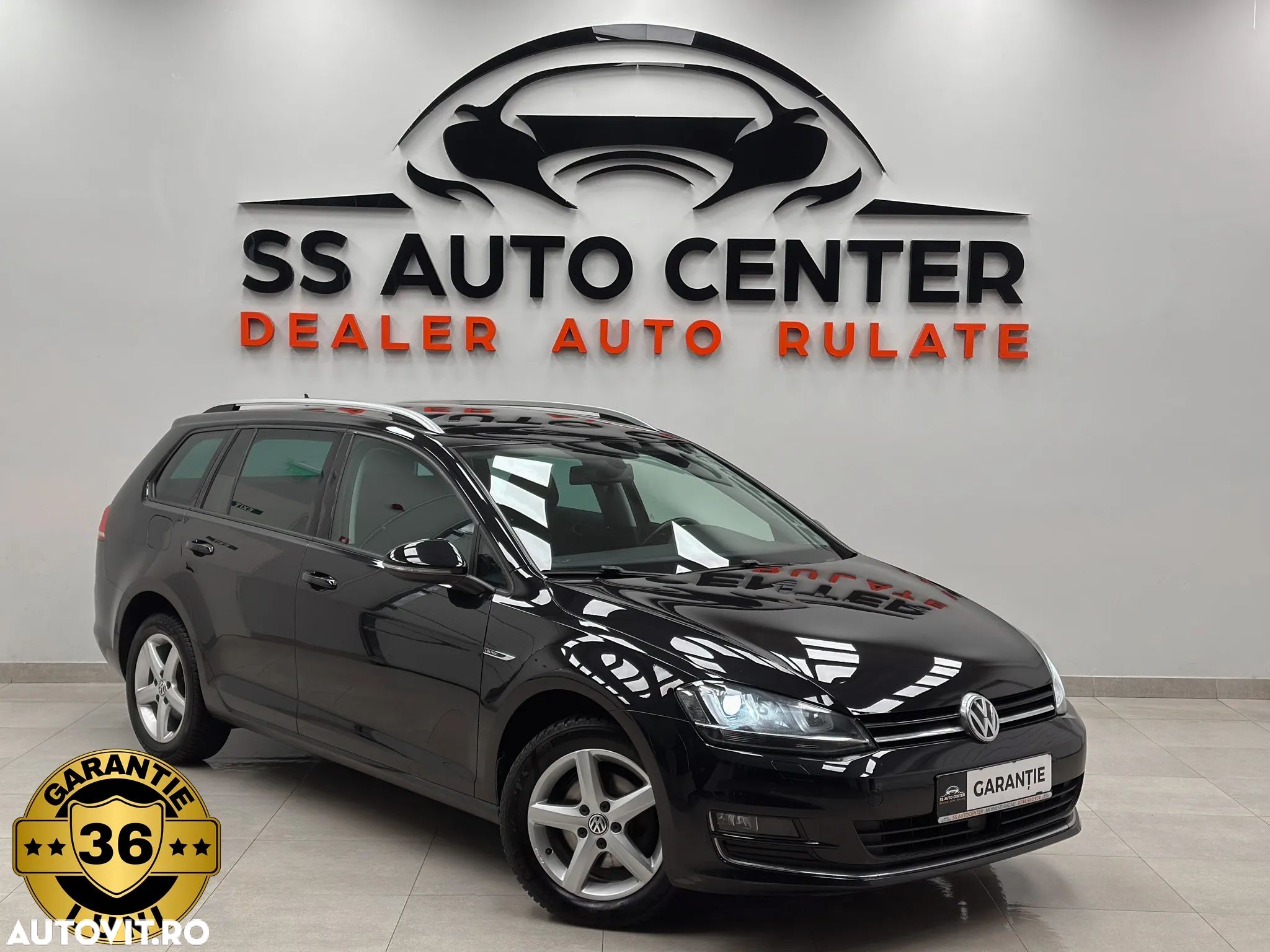 Volkswagen Golf 1.6 TDI BlueMotion Technology Lounge - 1